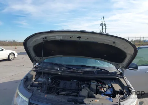 2019 Ford Explorer Xlt z USA, uszkodzony, nr VIN 1FM5K7D84KGA59762